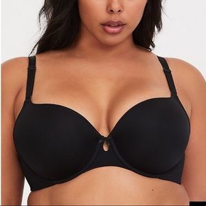 Torrid Back Smoothing Sexy T-shirt 44G Black Bra